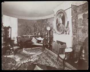Une pièce à la résidence de Westmoreland Davis à Tuxedo Park, New York, 1899